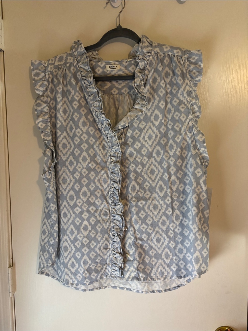 dylan light blue and white ruffled sleeveless blouse